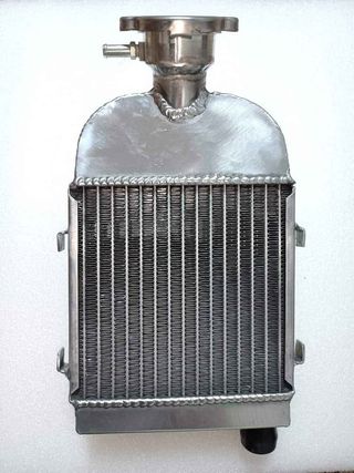 Radiador em Alumínio FAMEL ZUNDAPP XF 17 XF-17
