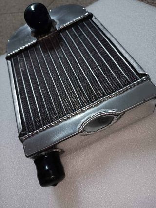 Radiador em Alumínio FAMEL ZUNDAPP XF 17 XF-17
