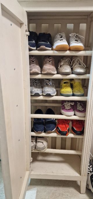 Zapatero infantil blanco de madera