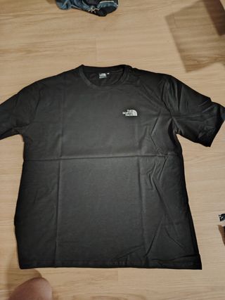 Camiseta The North Face XL negra