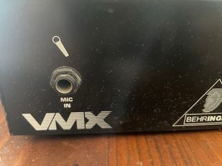 Mezclador Behringer VMX100