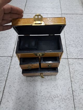 Joyero antiguo de madera