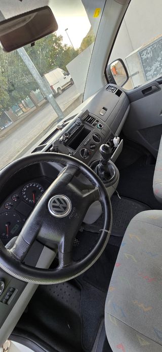 Volkswagen Transporter T5 2005
