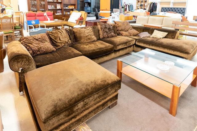 Tapizamos camillas  cojines y cabeceros