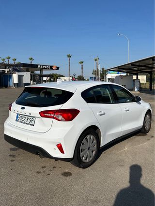 Ford Focus 1.5 95CV