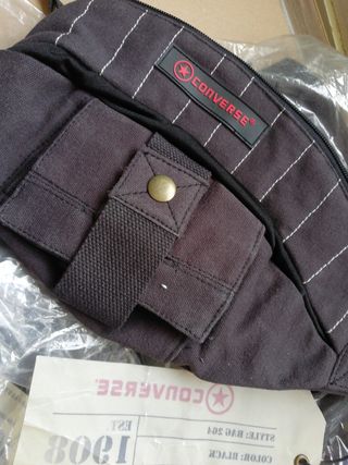 Converse - canguro. Mariconera.grande 31X23 tejano