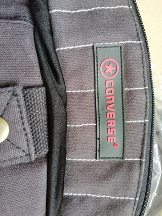 Converse - canguro. Mariconera.grande 31X23 tejano