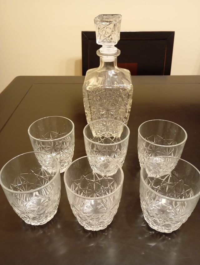 Juego licorera + 6 vasos cristal
