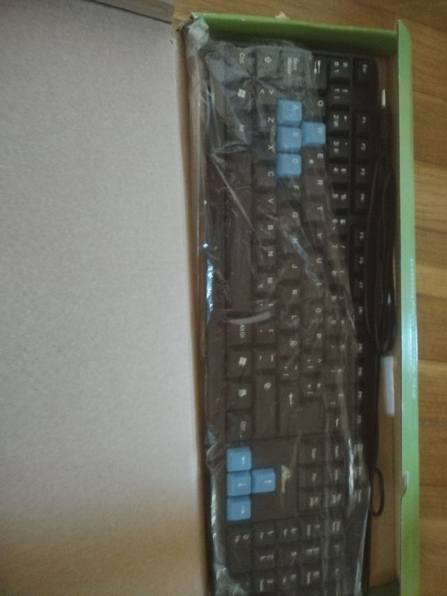 Teclado PC - Negro y Azul