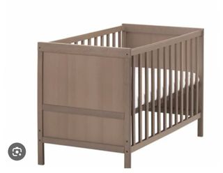 Cuna bebé Ikea marrón (Solo cuna)