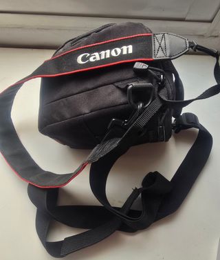 Canon EOS 700D - Cámara réflex u flash potente