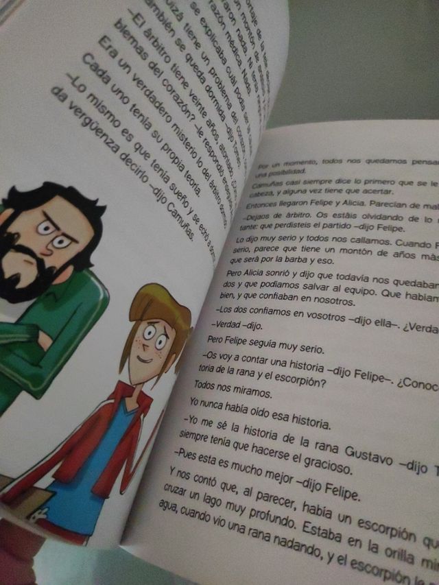 Los Futbolísimos 1: El misterio de los árbitros...