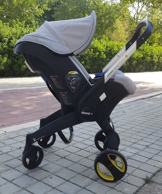 Doona+: silla de auto convertible en cochecito