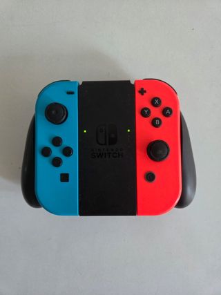 Nintendo Switch+ 2 juegos+ Accesorios.