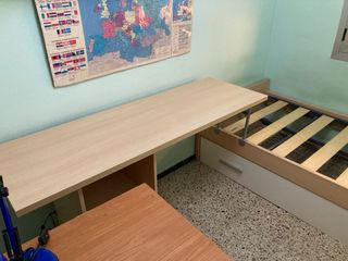 Conjunto cama y escritorio