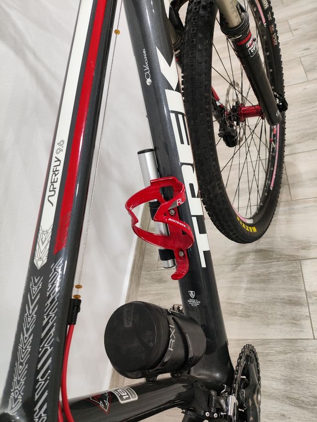 Trek Superfly Carbono 29" M - L