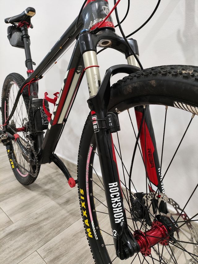 Trek Superfly Carbono 29" M - L