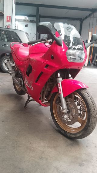 Suzuki GSX 600F - Moto