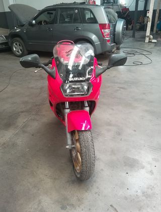 Suzuki GSX 600F - Moto