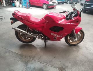 Suzuki GSX 600F - Moto
