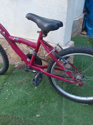 Bicicleta niña 20" roja