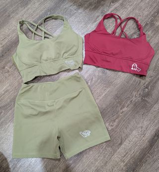 Conjunto deportivo Fitplanet - Verde oliva y Rojo