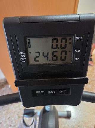 Bicicleta estática reclinada