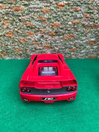 Ferrari F50 – Escala 1:18 – Maisto