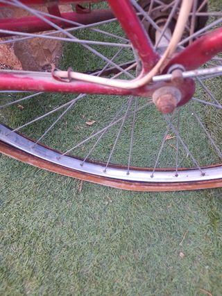 Bicicleta clásica GAC roja