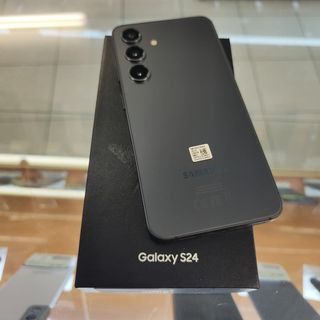 Samsung Galaxy S24 256GB - Negr