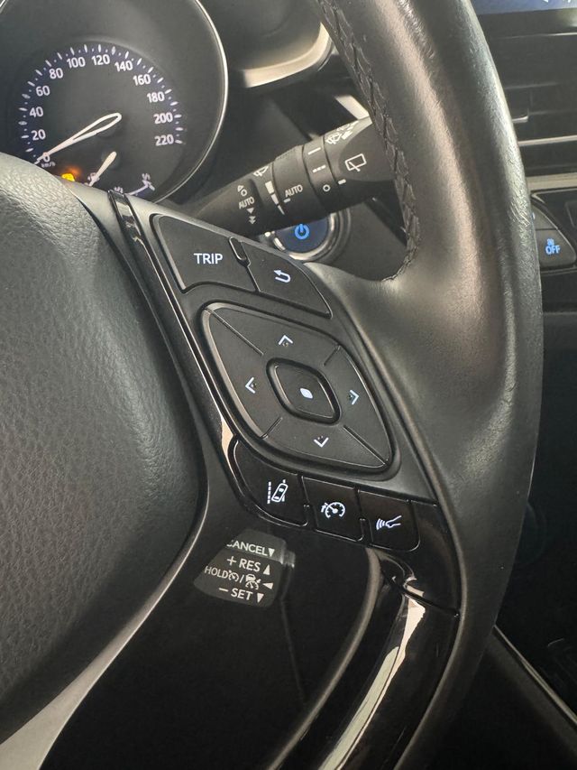 Toyota C-HR 1.8 Hybrid 125H