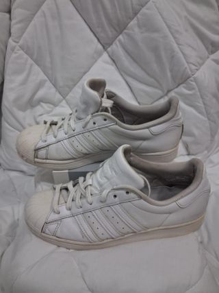 Adidas Superstar blancas