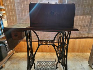 Máquina coser Singer antigua