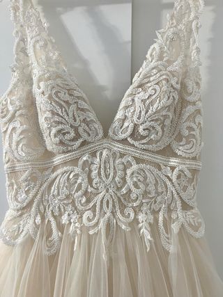 Vestido novia beige y blanco TOP