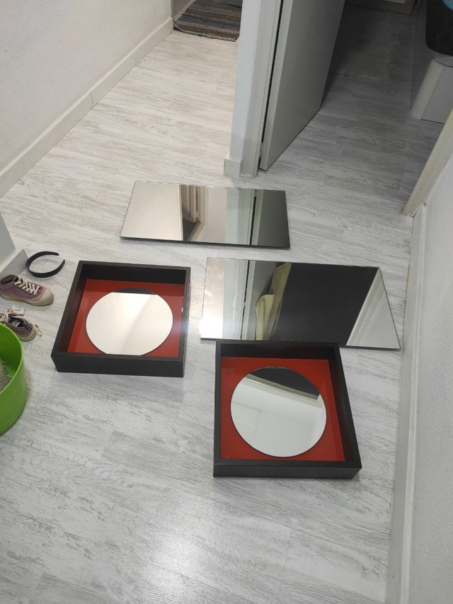 Espejos decorativos - 2 redondos, 2 rectangulares