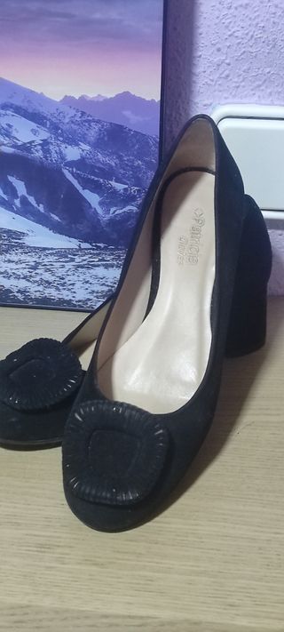 Tacones negros Patricia