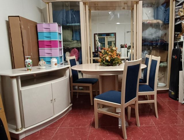 Mueble de salón, mesa TV y mesa redonda extensible