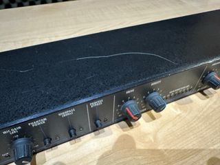 dbx1 Project - Procesador vocal profesional