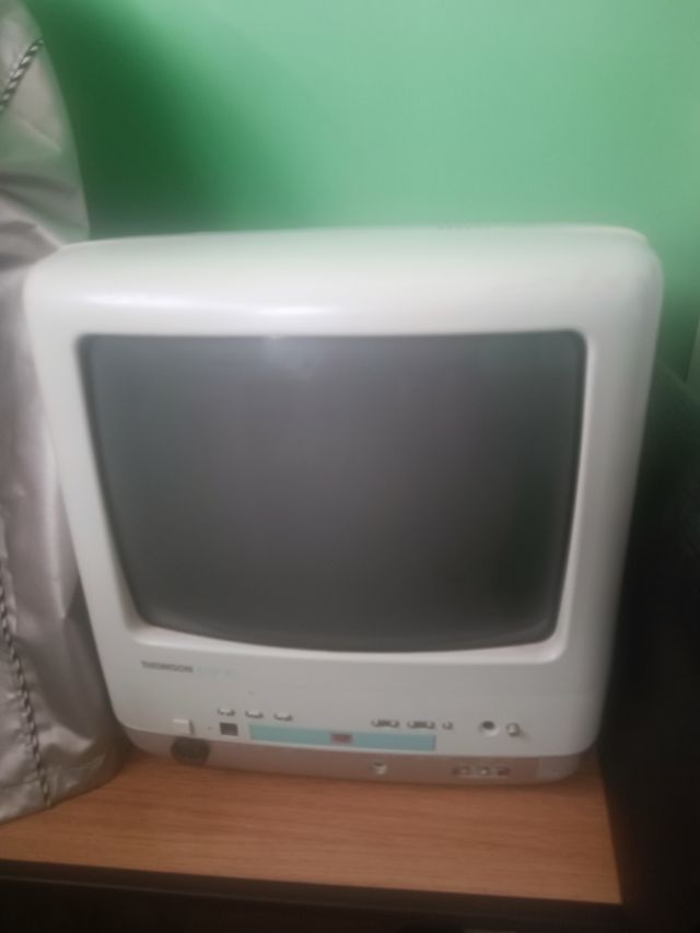 Raspberry Pi + 2 mandos SNES Casi 28000 juegos