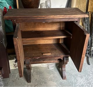 Mueble madera estilo castellano