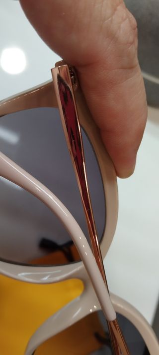 Gafas sol redondas beige