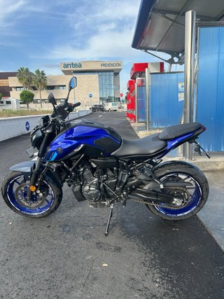 Yamaha MT-07 2024 muy buen estado