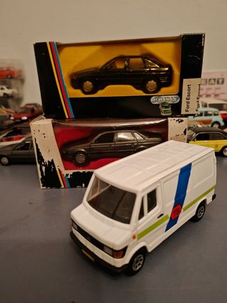 3 coches escala 1/43: