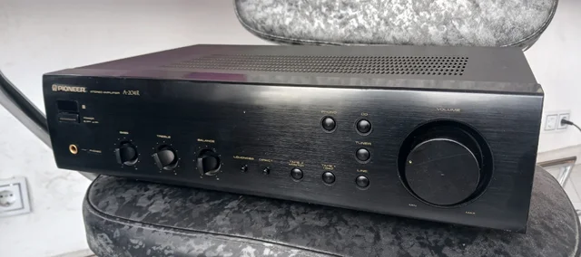 Amplificador Pioneer A-204R