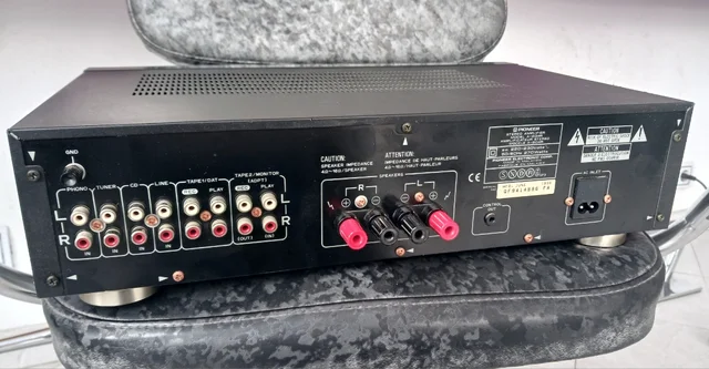 Amplificador Pioneer A-204R