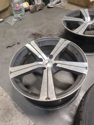 4 Llantas Imola 17" usadas