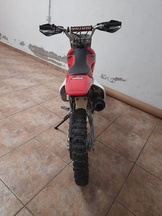 Honda CRF 100F Motocross