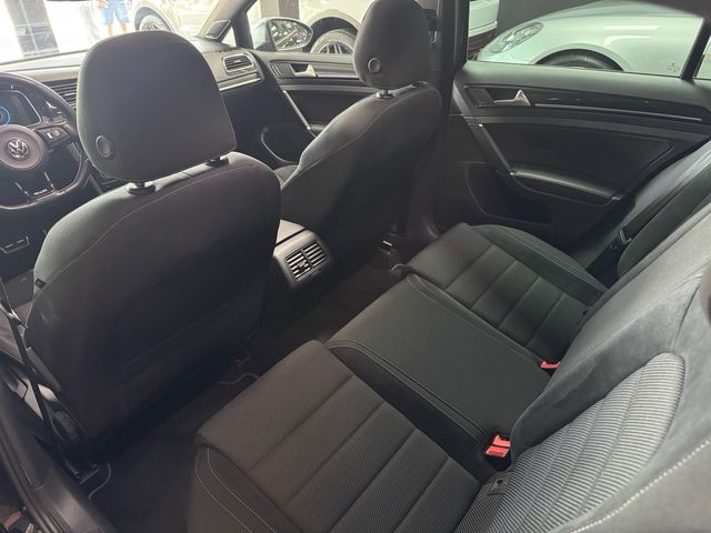 Volkswagen Golf 7.5 R 2.0 TSI 300 4Motion 2020