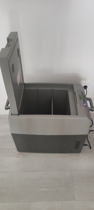 Nevera portátil WAECO 35L