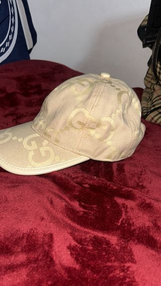 Gorra Gucci beige GG